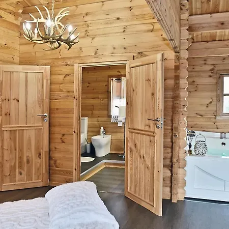 Li Canali Chalet -Villa Con Piscina Privata In Salento Mesagne